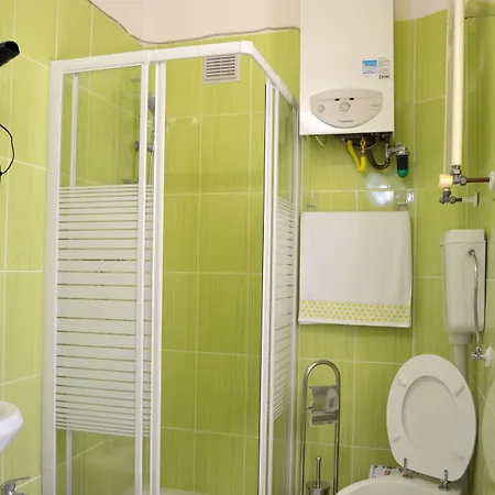 Milon 3* Местре